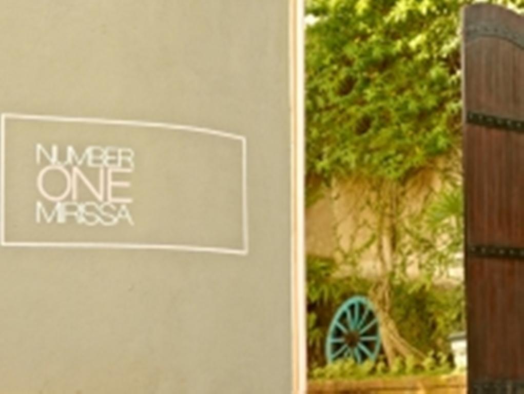 Number One Mirissa Hotel Екстериор снимка