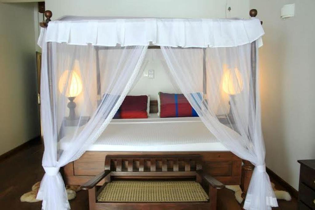 Number One Mirissa Hotel Екстериор снимка